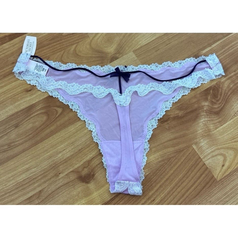Vintage Victoria's Secret Lace Trim Pink  Thong - Picture 2 of 2